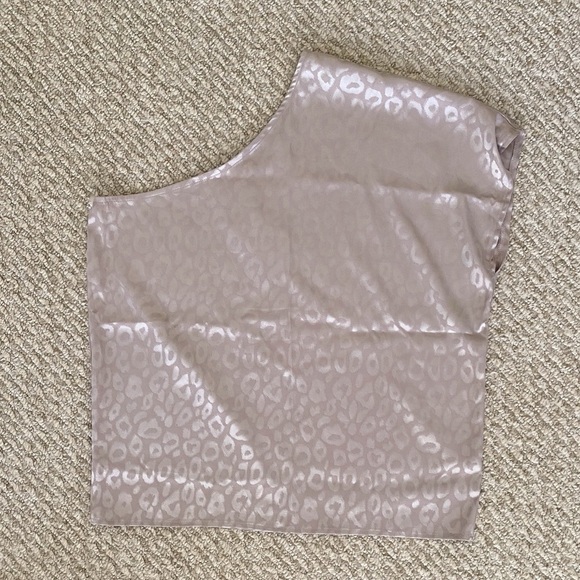 Leopard Satin One Shoulder Top - Picture 1 of 4